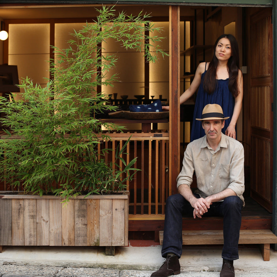 Hello, we are Mosir Life.