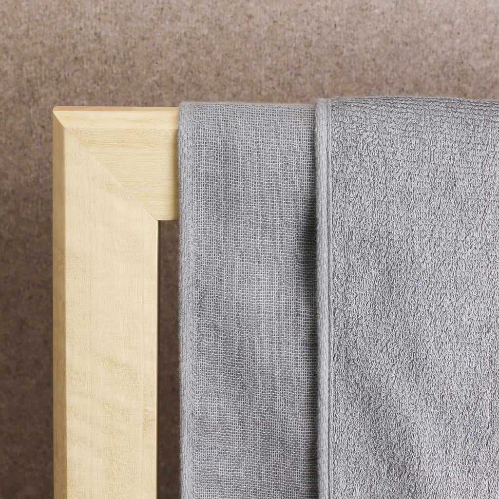 Face Towel - Gray Sky