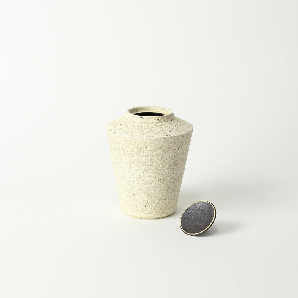Hibi White Canister with Black Lid