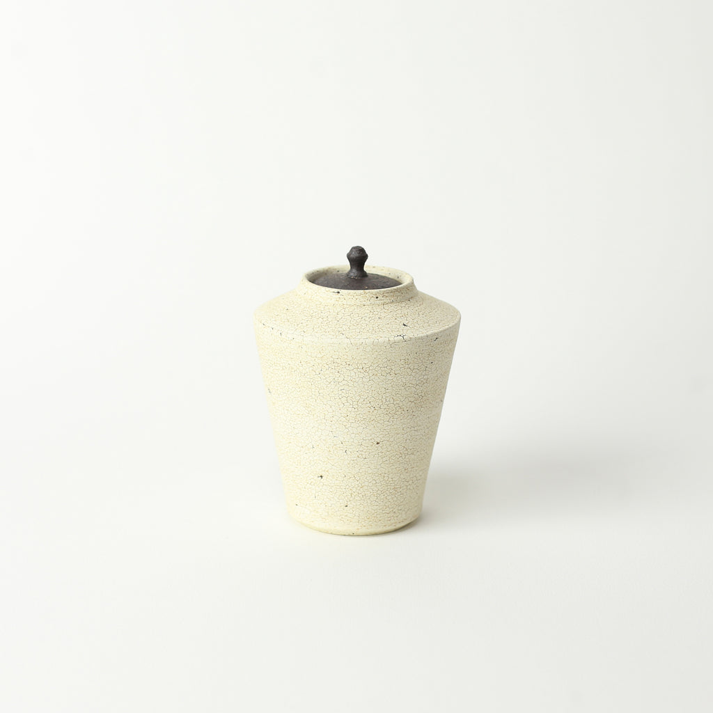 Hibi White Canister with Black Lid