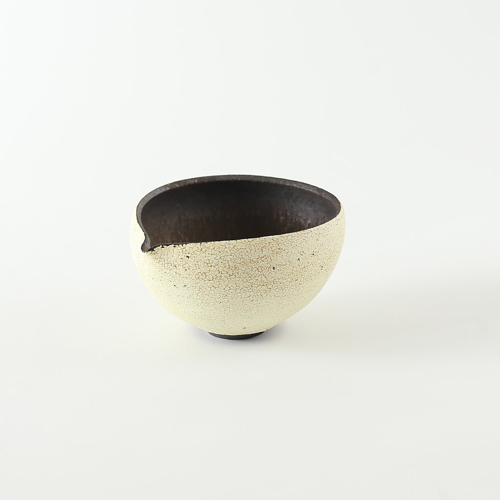 Hibi White Katakuchi Bowl