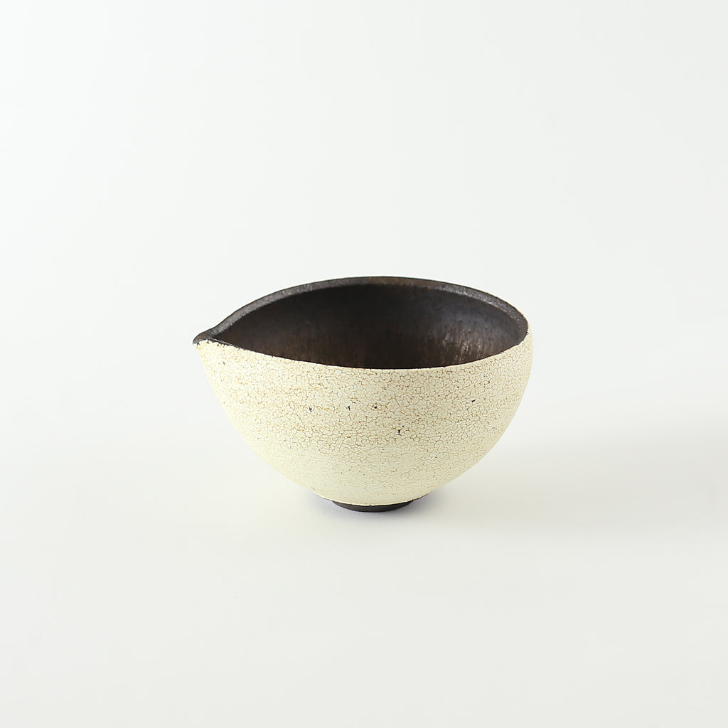 Hibi White Katakuchi Bowl
