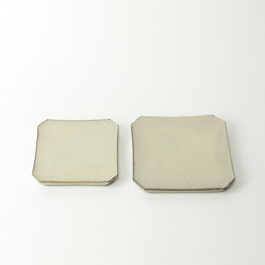 Square Plate Medium - Light Cream