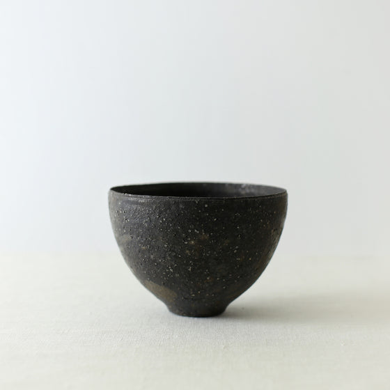 Handcrafted, Handmade, Artisan, Japanese, Ceramic, Pottery, Chawan bowl, Black, Homeware, Kitchenware, Tableware, Monochromatic, Beautiful Quality, Unique, Art, Minimal, Made in Japan.