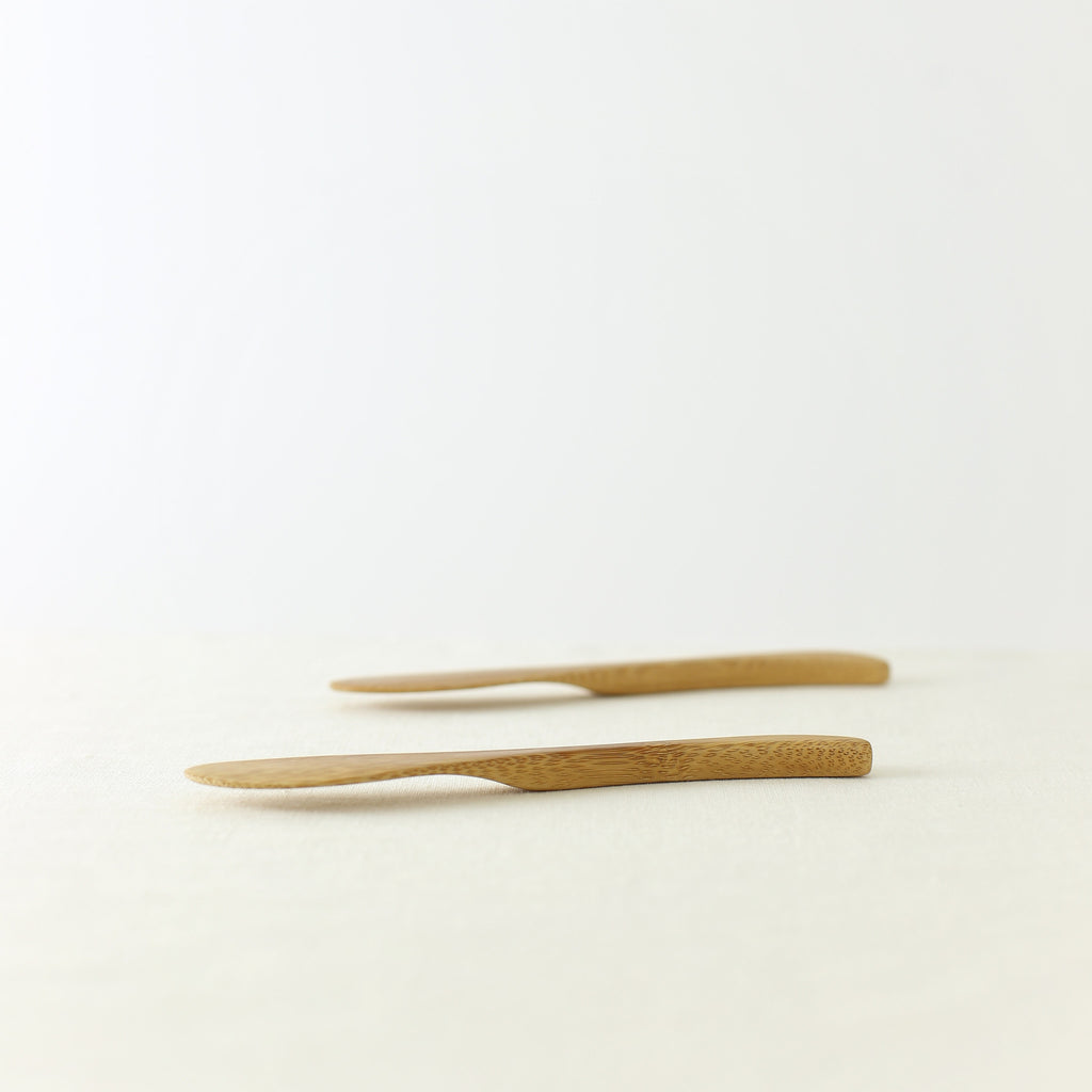 Handmade, Handcrafted, Japanese Artisan, Natural Bamboo Butter Knife, Light weight, Homeware, Tableware, Kitchenware, Beautiful Quality, Unique, Made in Japan.