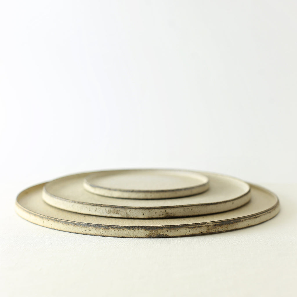 Handcrafted, Handmade, Artisan, Japanese, Ceramic, Pottery, Plate, Homeware, Kitchenware, Tableware, Beautiful Quality, Unique, Art, Minimal, Made in Japan.