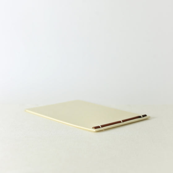 Japanese notebook, Handmade, Handcrafted, Paper, Bamboo pulp paper, Washi, Blank pages, Ivory colour, Made in Japan.