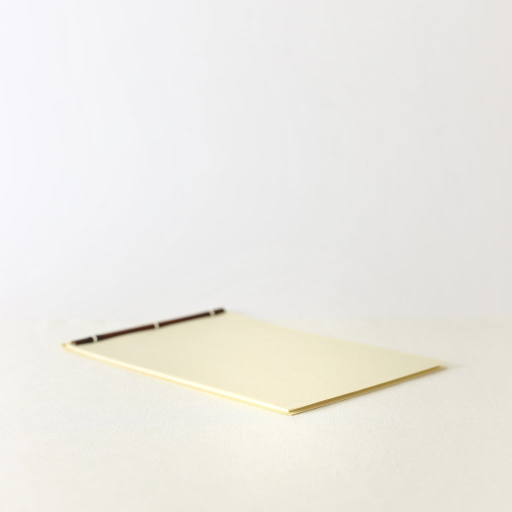 Japanese notebook, Handmade, Handcrafted, Paper, Bamboo pulp paper, Washi, Blank pages, Ivory colour, Made in Japan.