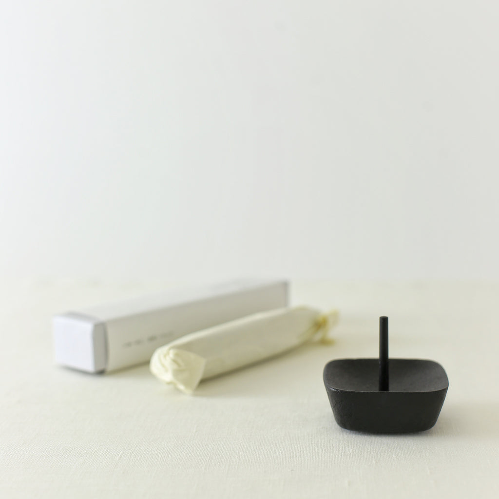 Handcrafted, Handmade, Japanese Artisan, Nambu iron candle stand, Candleholder, Candle, Homeware, Tableware, Beautiful Quality, Unique, Minimal, Gift, Art, Made in Japan.
